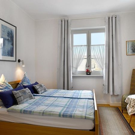 Pension "Haus Am Walde" Brodenbach, Mosel 外观 照片