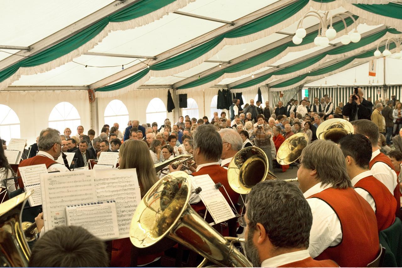 Pension "Haus Am Walde" Brodenbach, Mosel 外观 照片