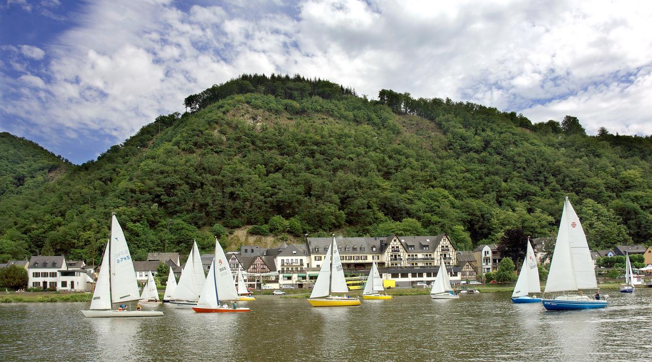 Pension "Haus Am Walde" Brodenbach, Mosel 外观 照片