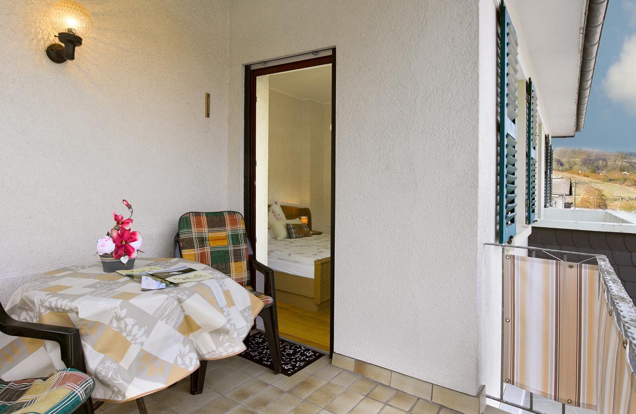 Pension "Haus Am Walde" Brodenbach, Mosel 外观 照片