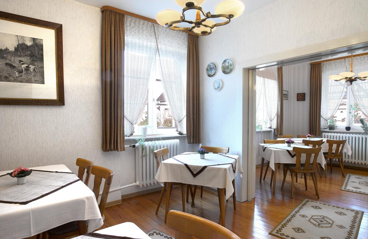 Pension "Haus Am Walde" Brodenbach, Mosel 外观 照片