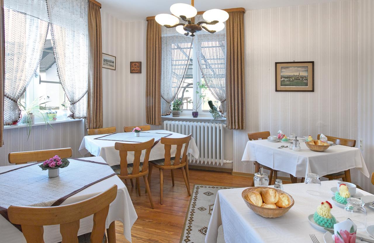 Pension "Haus Am Walde" Brodenbach, Mosel 外观 照片